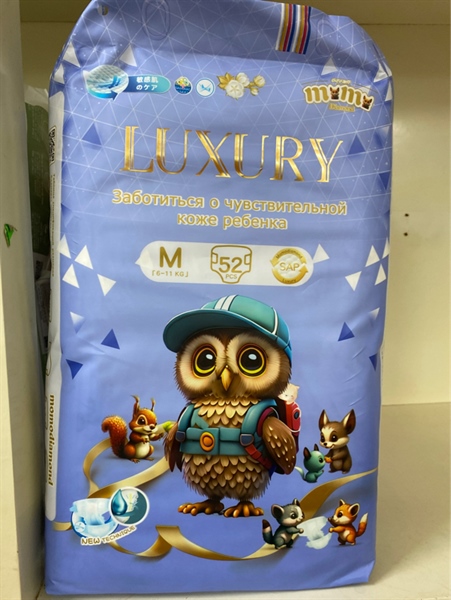 Tã dán Momo Luxury M 52m