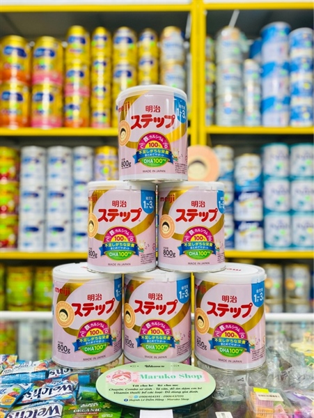 Sữa Meiji 800g 1-3 tuổi mẫu mới (có muỗng)